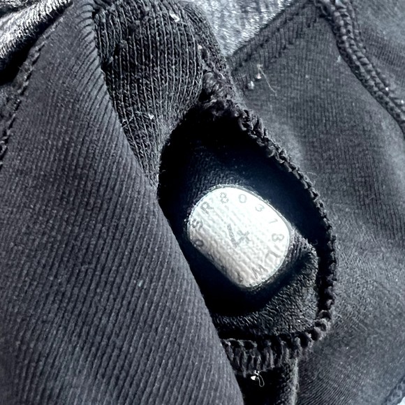 Lululemon Shirt Womens 4 Gray Black Free To Be Serene Tank Top Athletic Yoga Gym - Picture 4 of 10